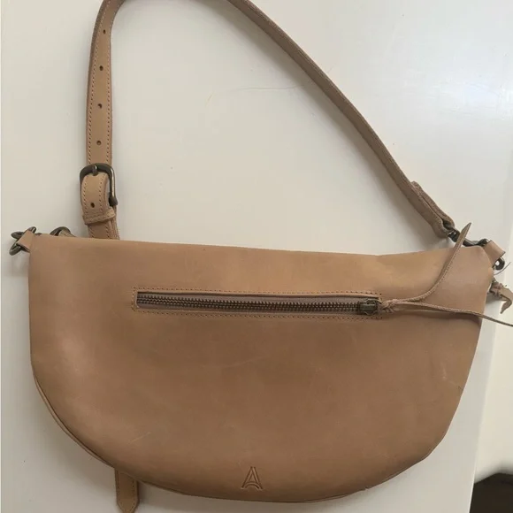 Able Berkeley Belt Bag- Pebble - Picture 2 of 4